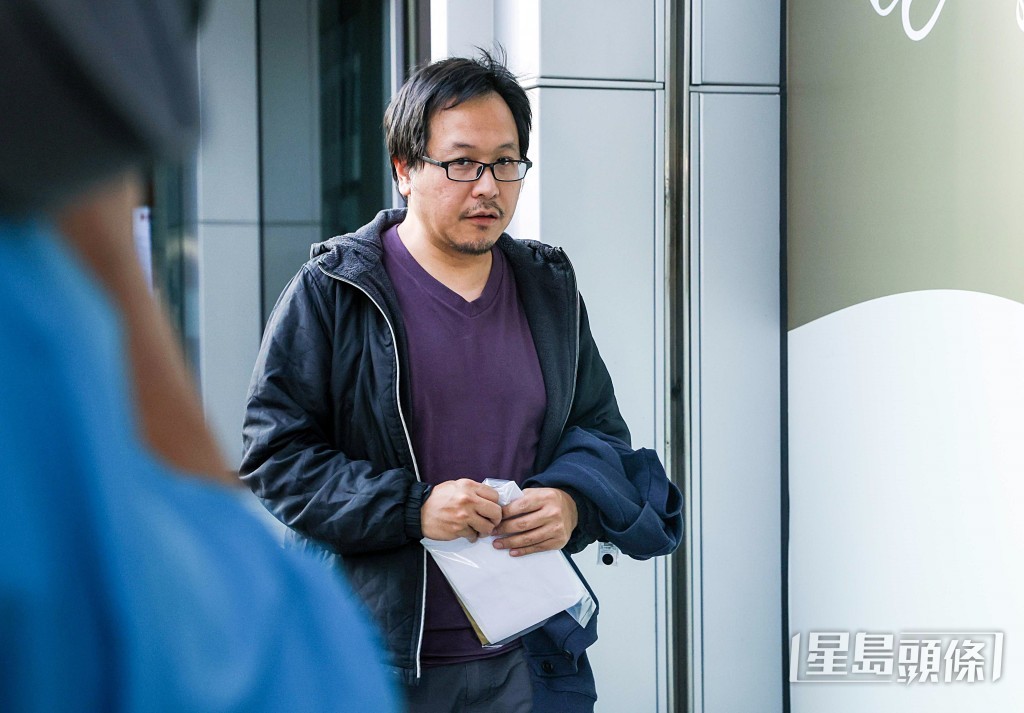 徐滿柑離開廉署總部。何家豪攝 徐滿柑離開廉署總部。何家豪攝