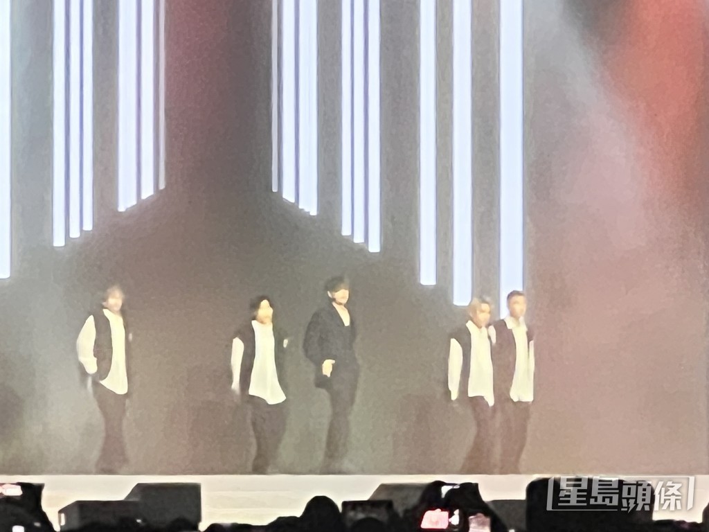 Mirror成員姜濤驚喜現身，作壓軸表演，現場呼叫聲不斷。郭詠欣攝
