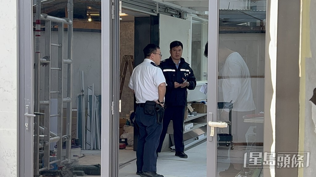 警员到场调查。蔡楚辉摄