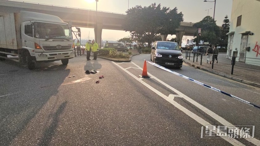 当日怀胎4月的事主过马路遇被告驾驶货车转弯,走避不及遭撞倒,两日后不治身亡。资料图片 当日怀胎4月的事主过马路遇被告驾驶货车转弯,走避不及遭撞倒,两日后不治身亡。资料图片