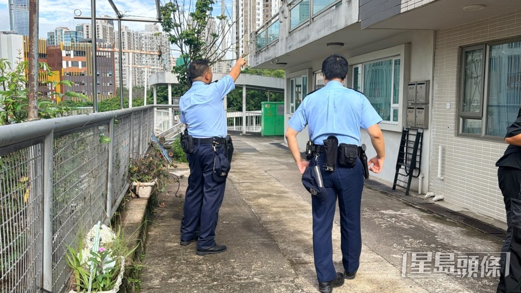 警員到場調查。梁國峰攝 警員到場調查。梁國峰攝