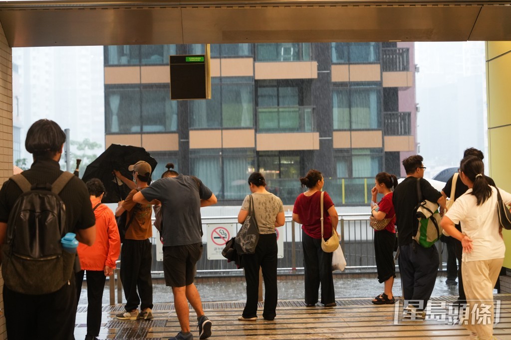 吳艷玲攝