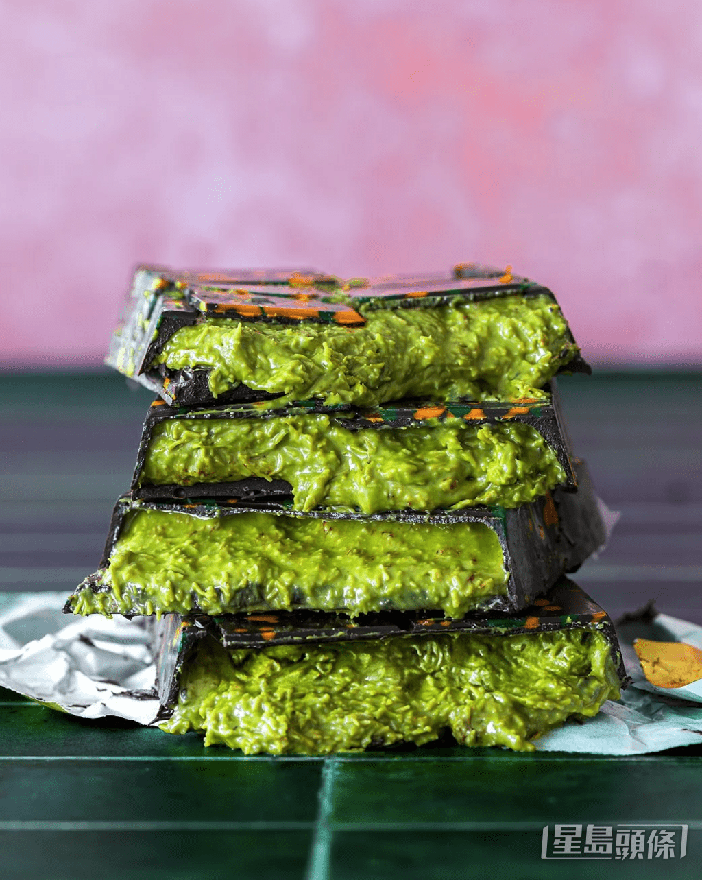 杜拜朱古力原本是由杜拜甜點品牌FIX Chocolatier於2022年首創。