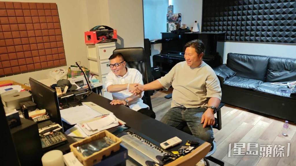 胡慧冲、胡家健齊齊新歌。