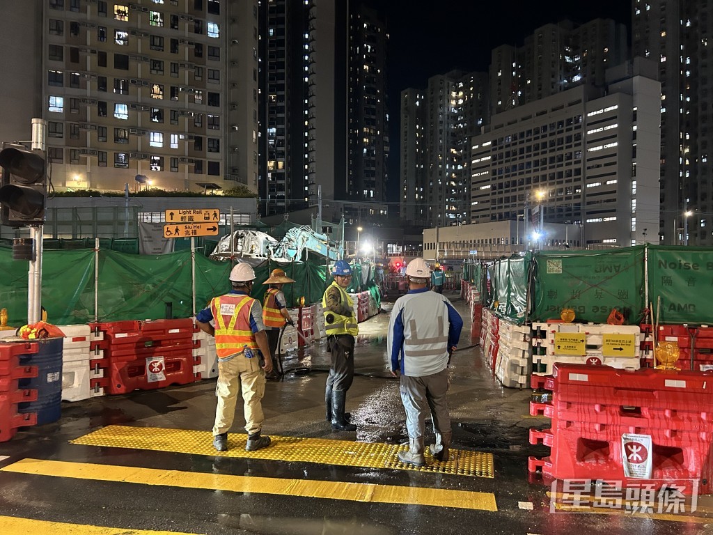 水務署表示,現場為港鐵承建商地盤。 水務署表示,現場為港鐵承建商地盤。