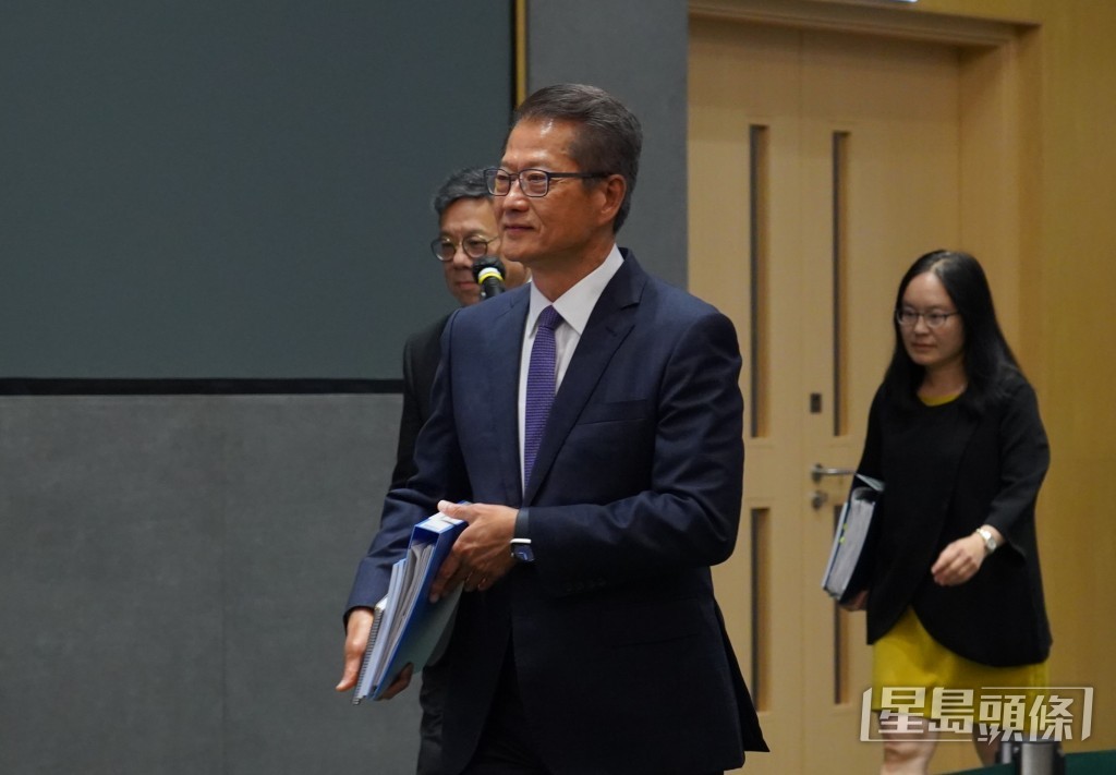 財政司司長陳茂波。 財政司司長陳茂波。