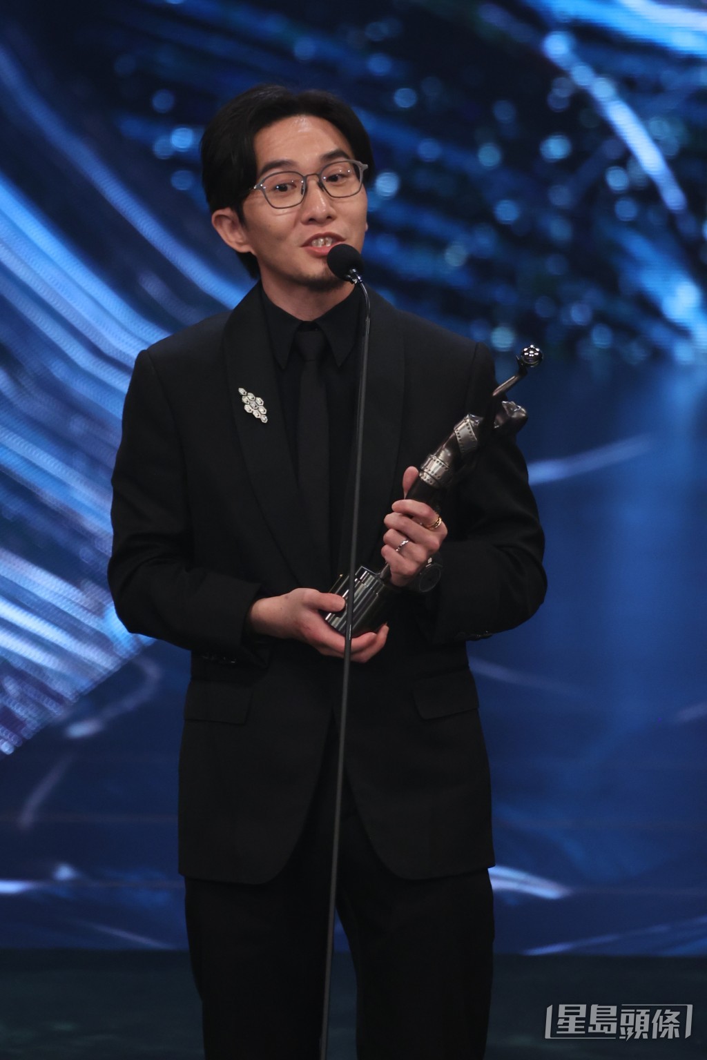 卓亦谦凭《年少日记》夺得新晋导演奖项。