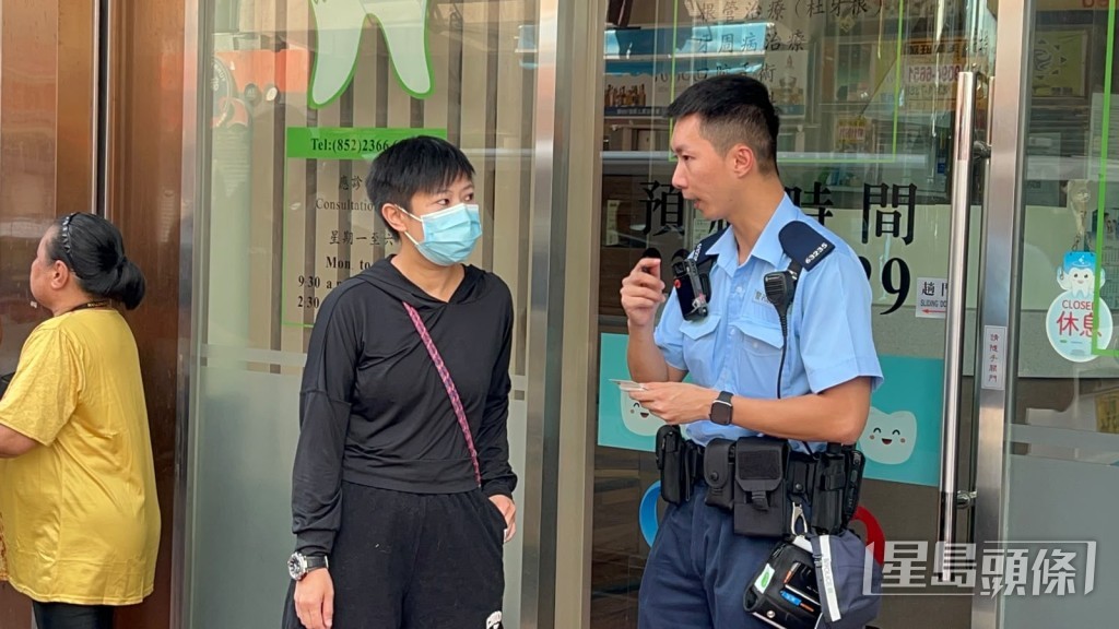 貓義工在場協查。 貓義工在場協查。