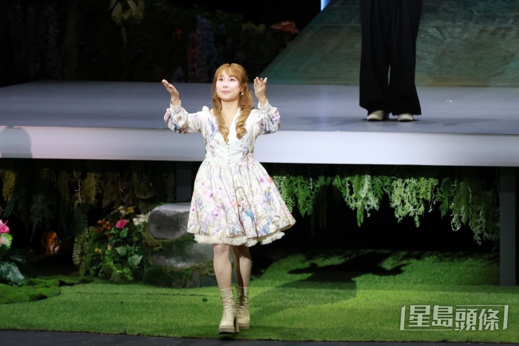 黃靖程演出冇難度。