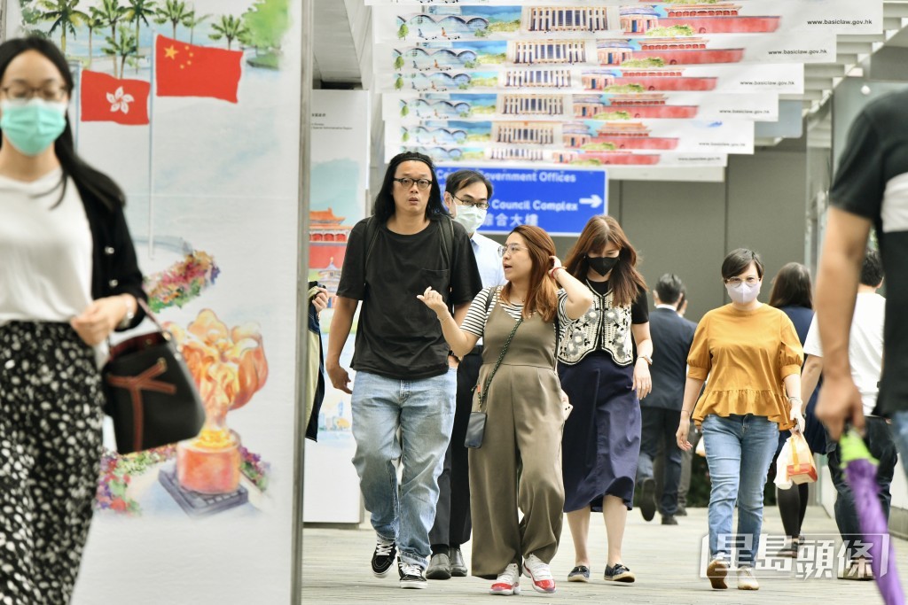 施政報告提及公務員政策的新措施。（資料圖片）