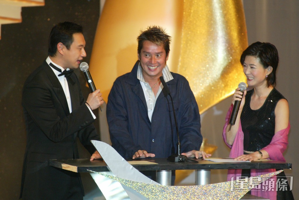 2002年，李浩林（左）為《CASH金帆音樂頒獎禮》擔任司儀。