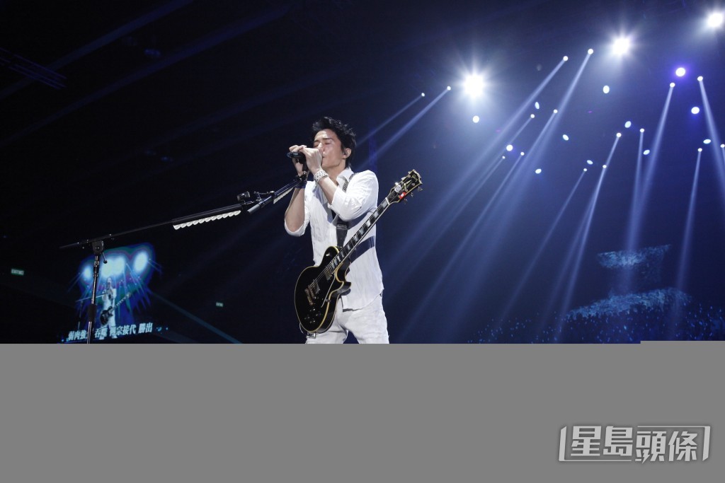 福山雅治2014年來港開唱。 福山雅治2014年來港開唱。