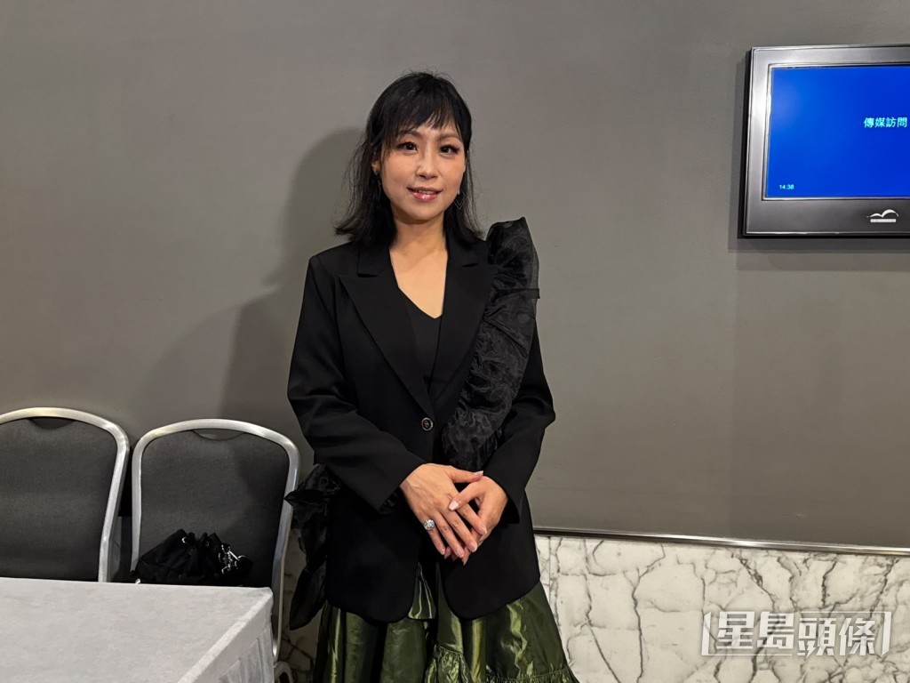 蝦頭楊詩敏瘦了很多。 蝦頭楊詩敏瘦了很多。