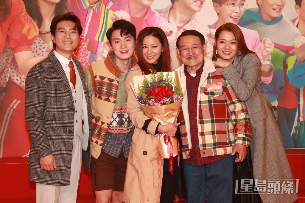 《愛·回家之開心速遞》播了近7年,「熊家」上下感情非常之好。 《愛·回家之開心速遞》播了近7年,「熊家」上下感情非常之好。