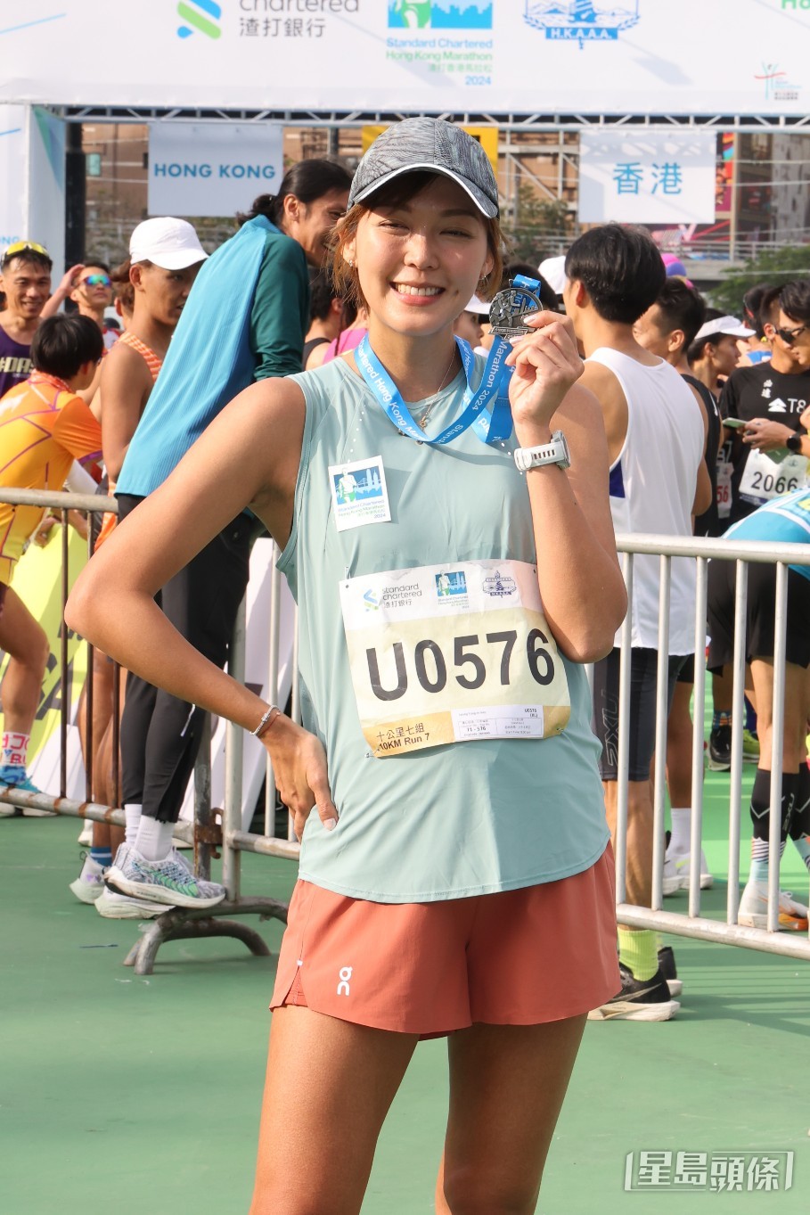 陀B七个月的 梁诺妍今日（21日）完成10公里赛程。