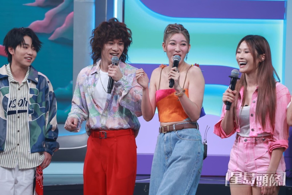 周四以音樂為主題。 周四以音樂為主題。