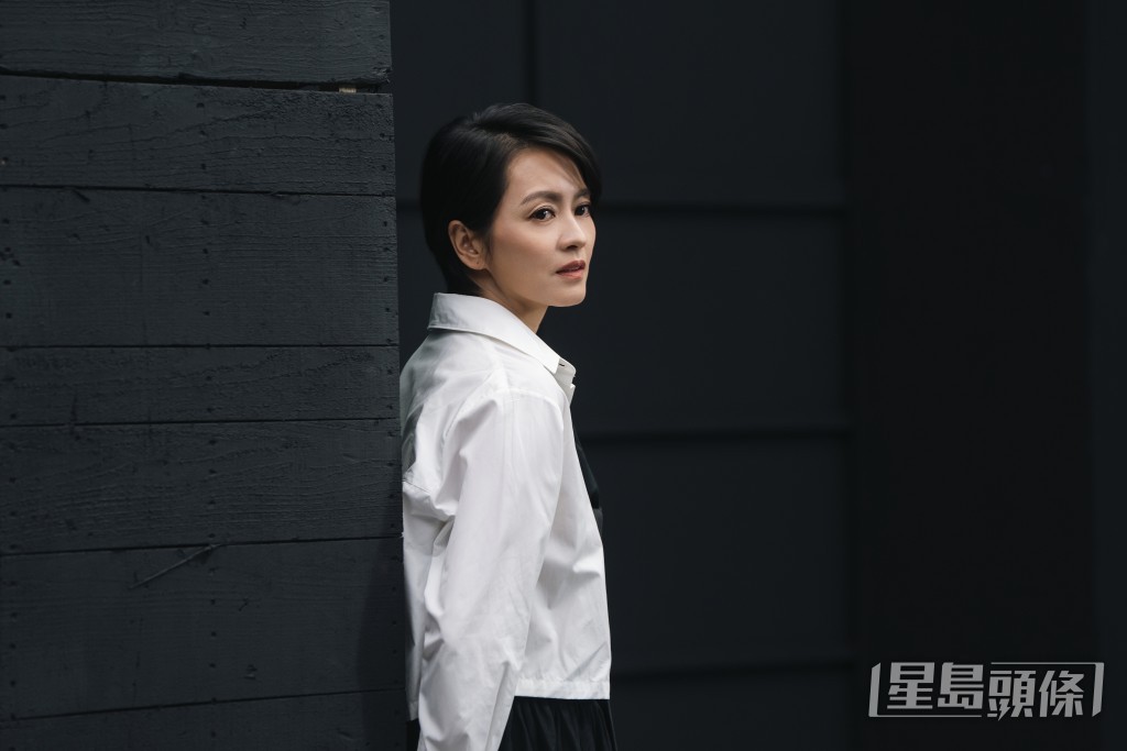 今年是她入行30年,創作《溫柔的存在》。 今年是她入行30年,創作《溫柔的存在》。