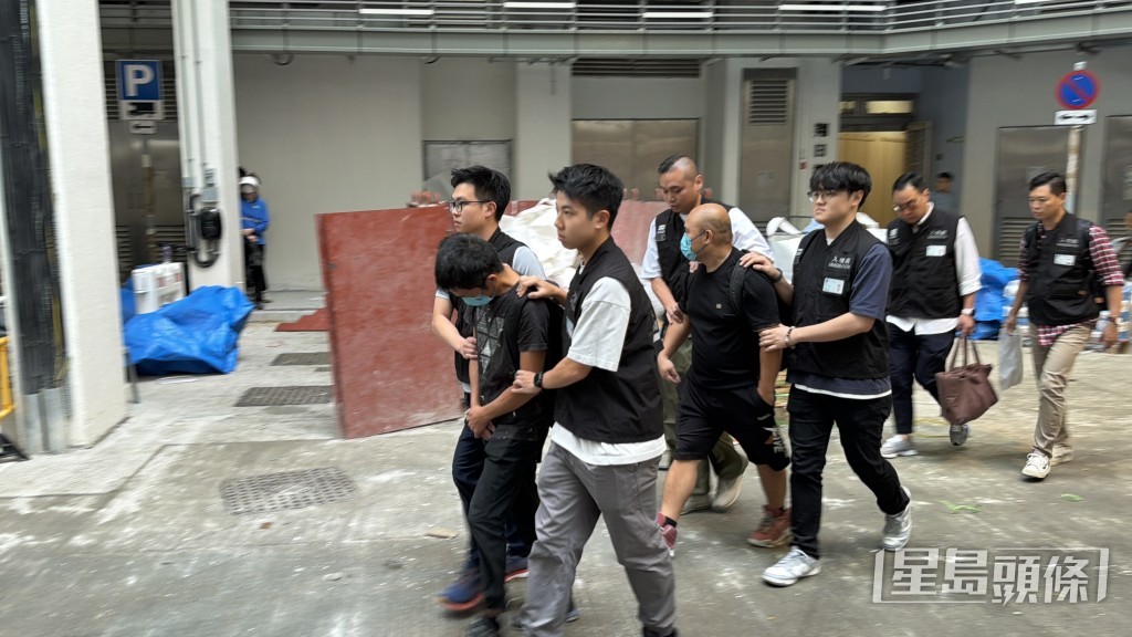 被捕男子。 被捕男子。