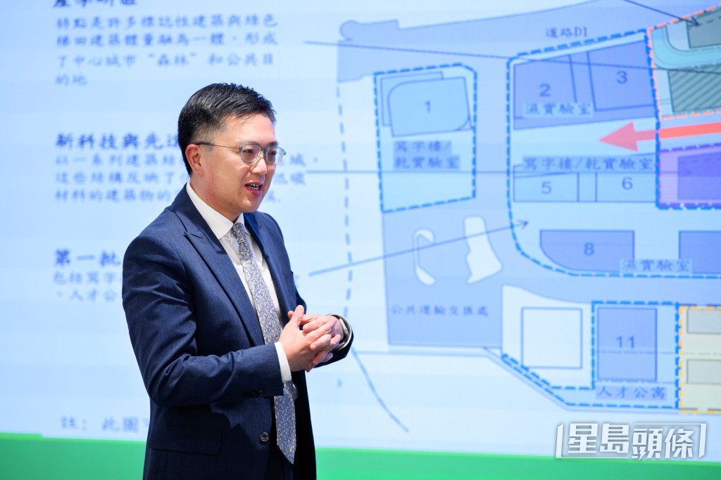 創科局常秘蔡傑銘透露,目前政府已撥出240億元用於首期基建營運及公用設施。劉駿軒攝 創科局常秘蔡傑銘透露,目前政府已撥出240億元用於首期基建營運及公用設施。劉駿軒攝