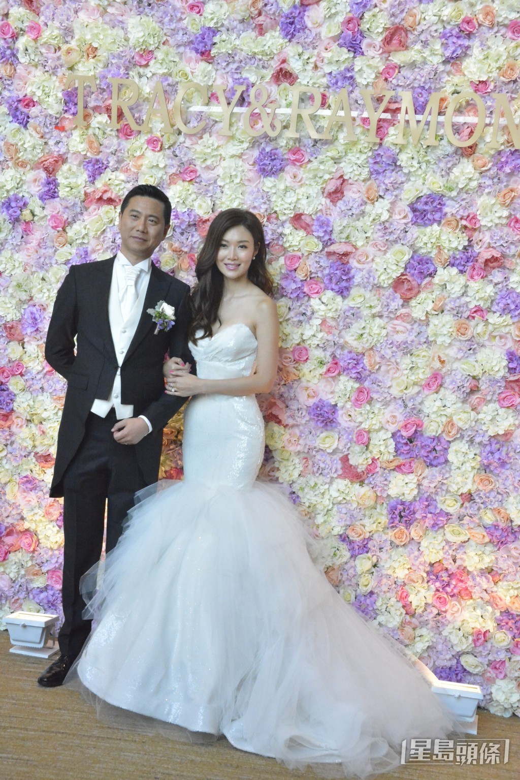 葉翠翠2015年與建築師男友周曉東結婚。 葉翠翠2015年與建築師男友周曉東結婚。