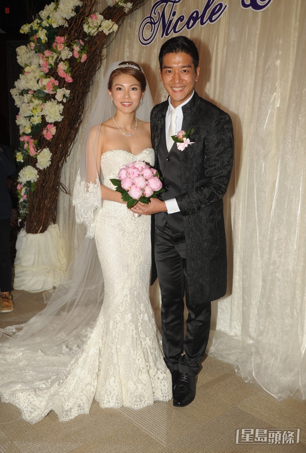 黎諾懿與2007年落選港姐李潔瑩結婚9年。