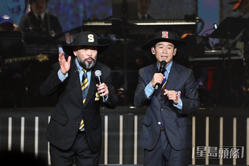 軟硬天師去年合體演出《拉闊音樂會 軟硬廣播道3號FANS殺人事件》。