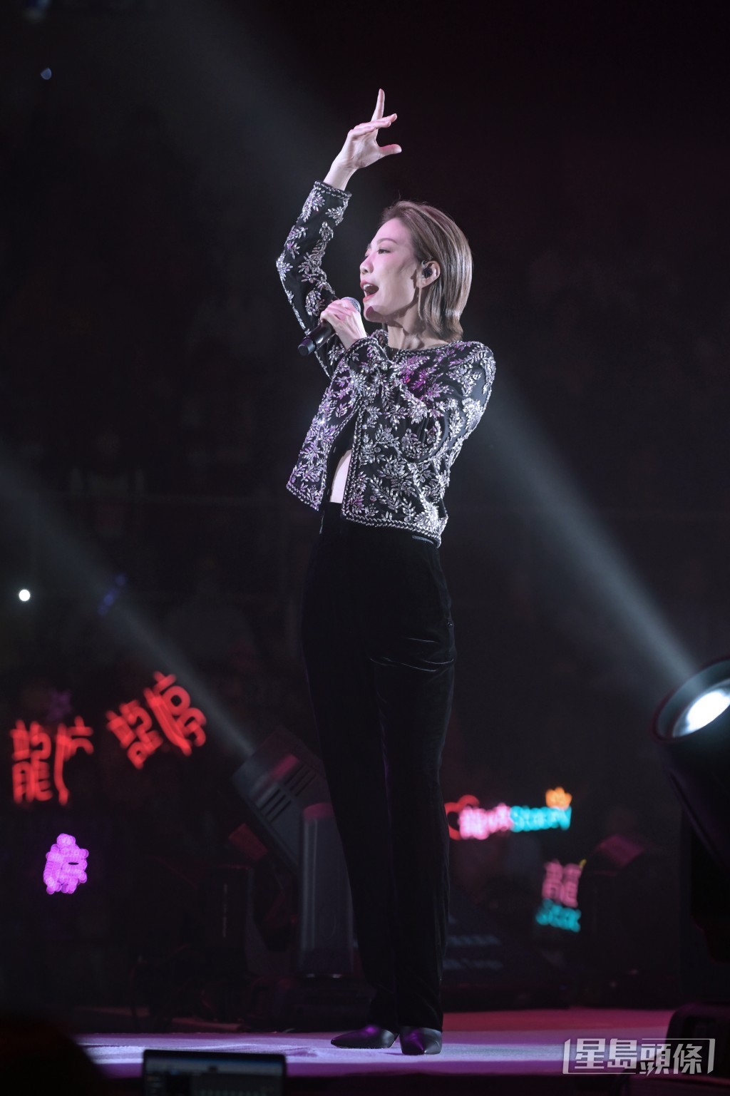 龍婷將為鄧麗君30周年紀念慈善騷表演。