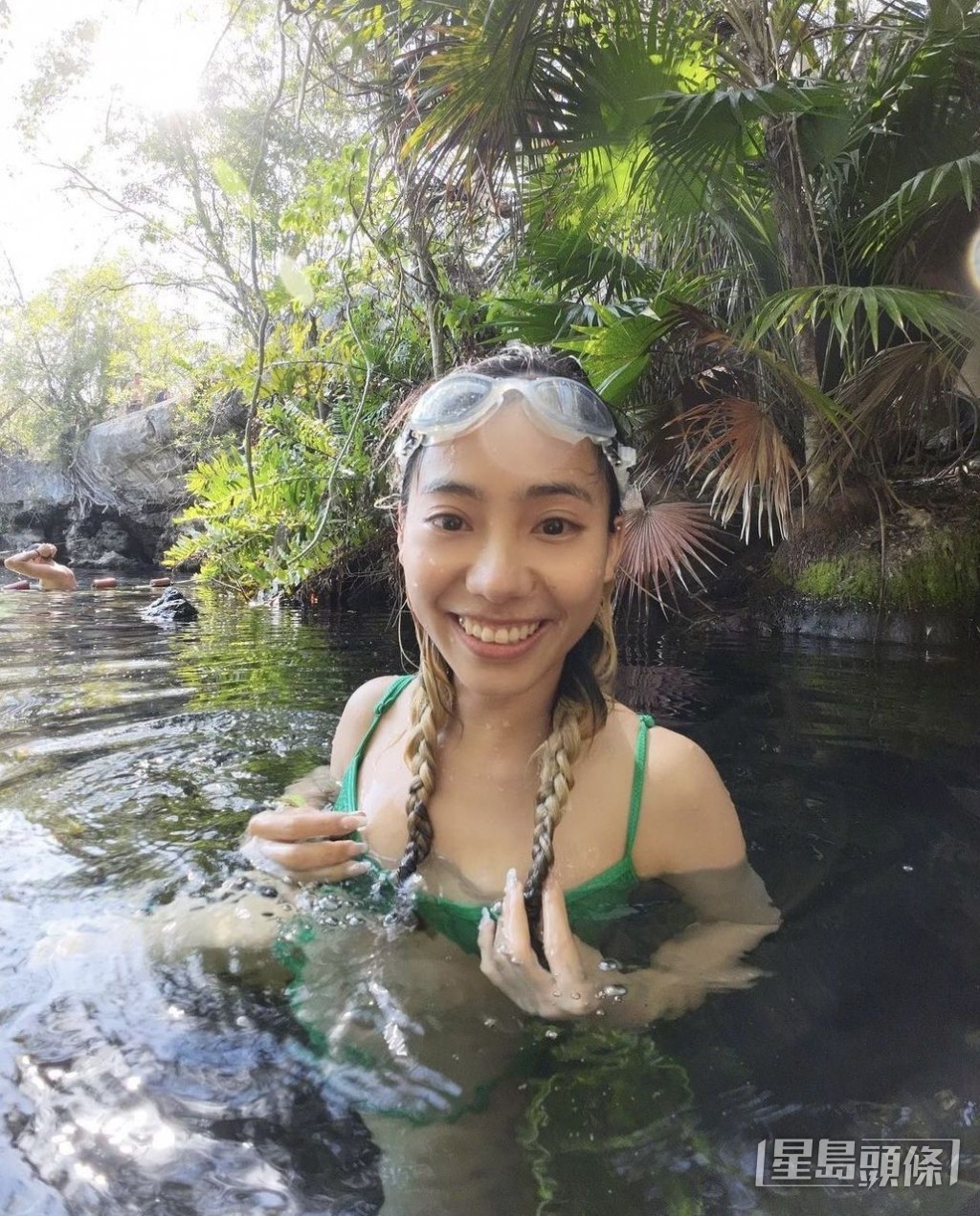 Jace被雪期間到不同地方散心，調節心情。