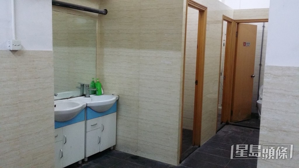 針對租住工廈,絕大部份網民極力反對(資料圖片) 針對租住工廈,絕大部份網民極力反對(資料圖片)