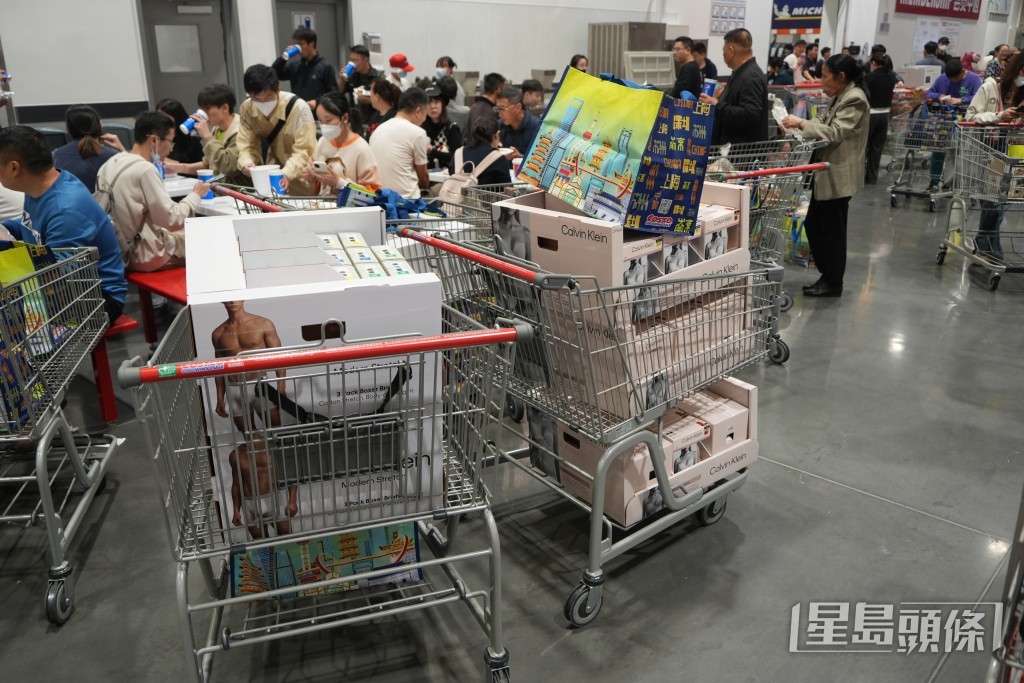 深圳Costco開幕情況。吳艷玲攝 深圳Costco開幕情況。吳艷玲攝