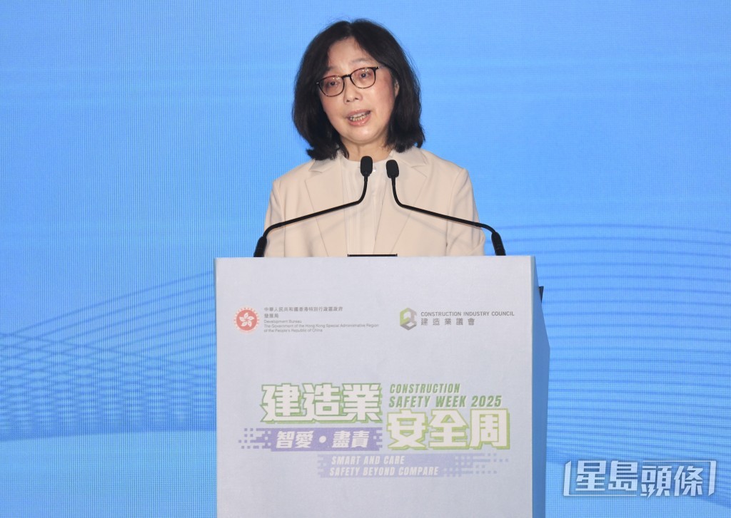 甯漢豪致辭表示,今年主題結合科技、關愛及「工地安全,人人有責」理念。 甯漢豪致辭表示,今年主題結合科技、關愛及「工地安全,人人有責」理念。