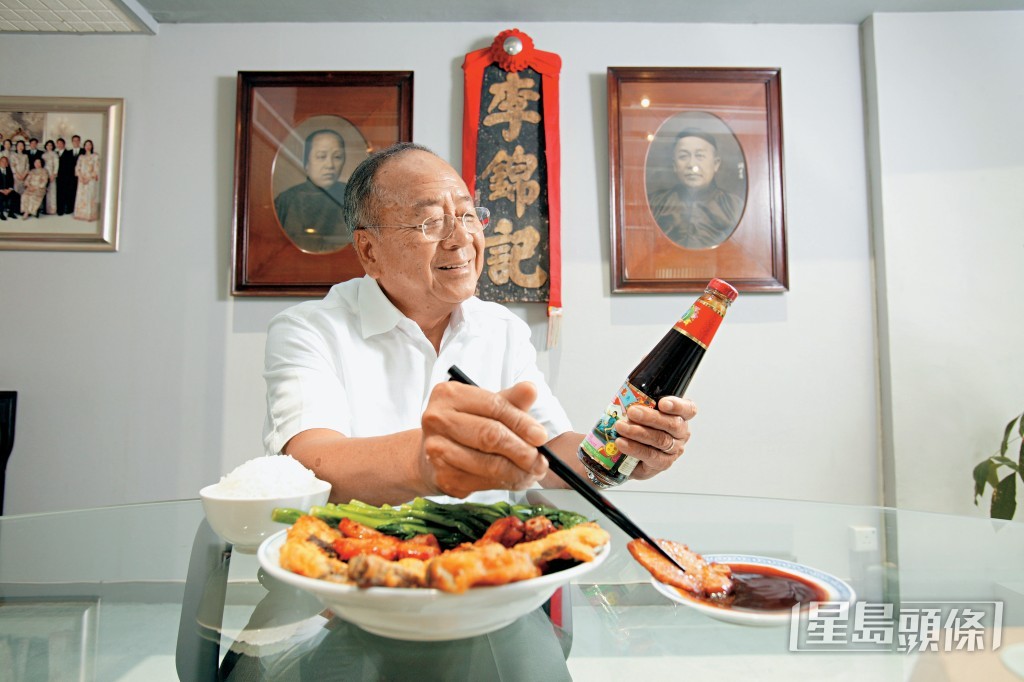 李文達成功將家族生意推向國際，更曾位居香港富豪排行榜第3位。