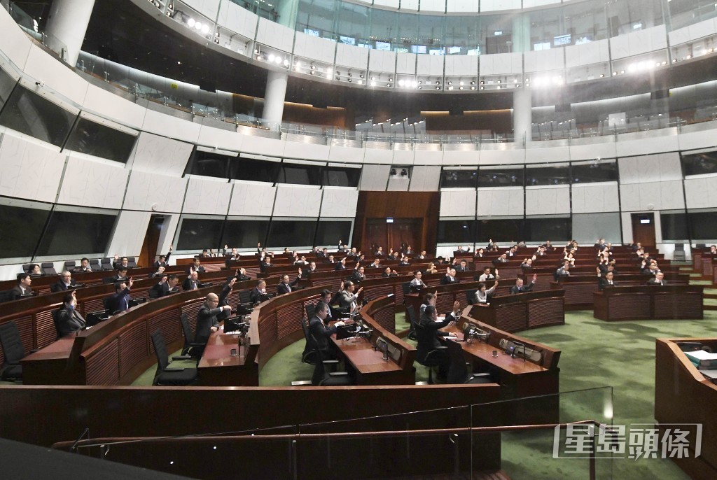 立法會全體議員擬於7月中下旬訪京,若成行將是回歸後首次。資料圖片 立法會全體議員擬於7月中下旬訪京,若成行將是回歸後首次。資料圖片