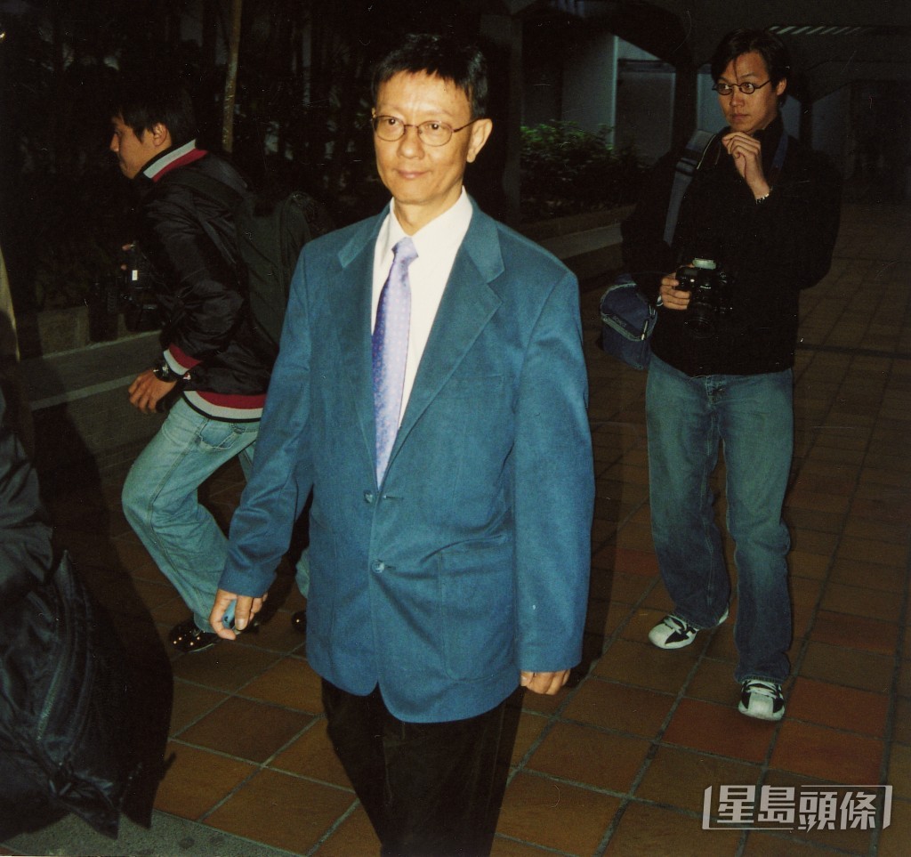 据资料显示，2008年陈奕迅父亲陈裘大曾因乙型肝炎引致末期肝硬化。
