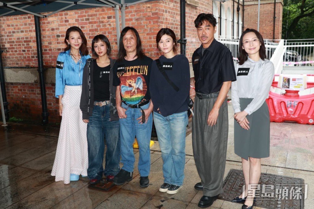 劉青雲、蔡少芬、邱彥筒、周家怡等今日在半山拍攝英皇新戲《復仇的人》。