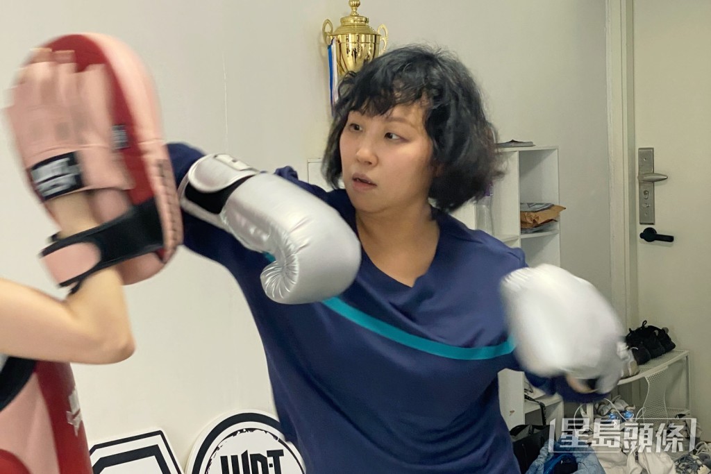 楊詩敏扮演的角色，動作場面相對地比梁詠琪、周秀娜、王丹妮少。