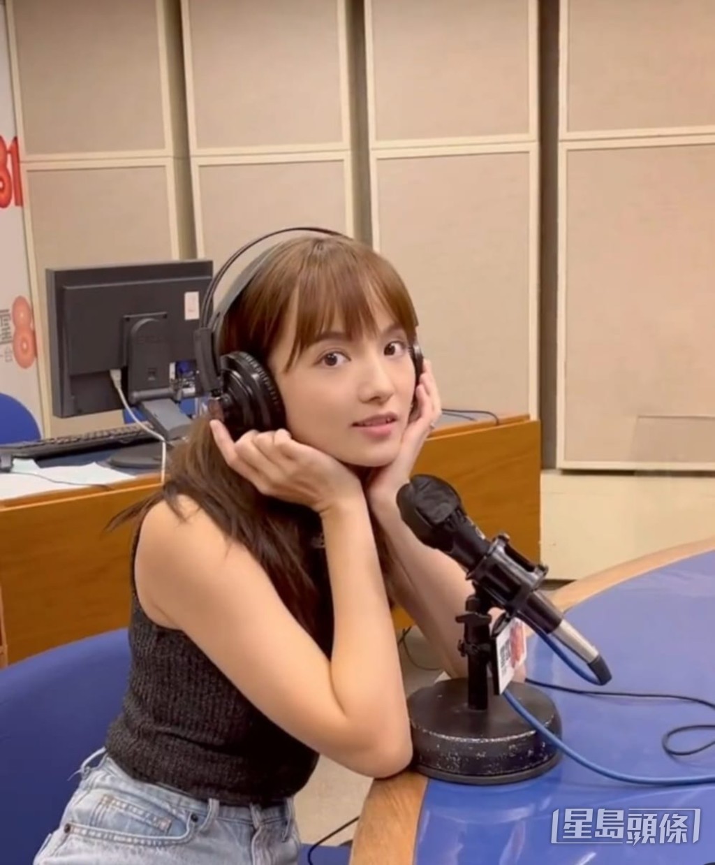 去年1月，陳嘉寶首次擔任電台DJ主持節目，令她得益不淺。