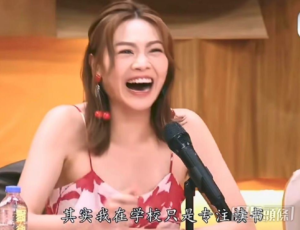 食花生最開心。
