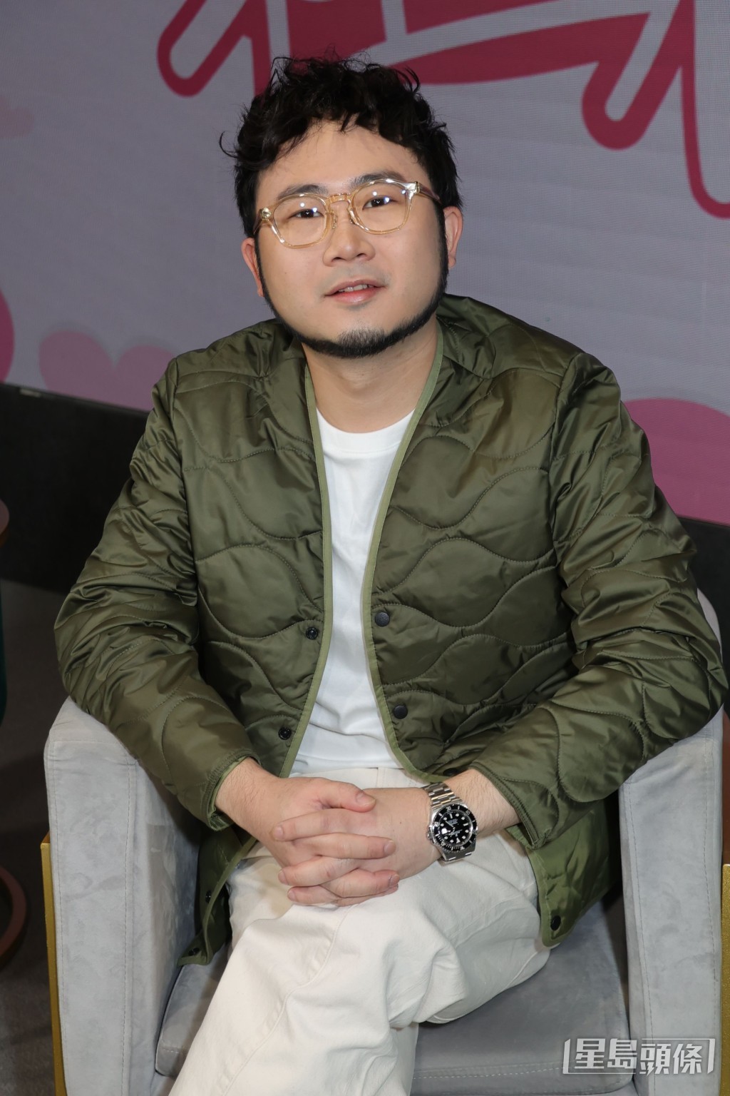 麥東演舞台劇做喜劇就試得多，因拍劇是首次而特別緊張。