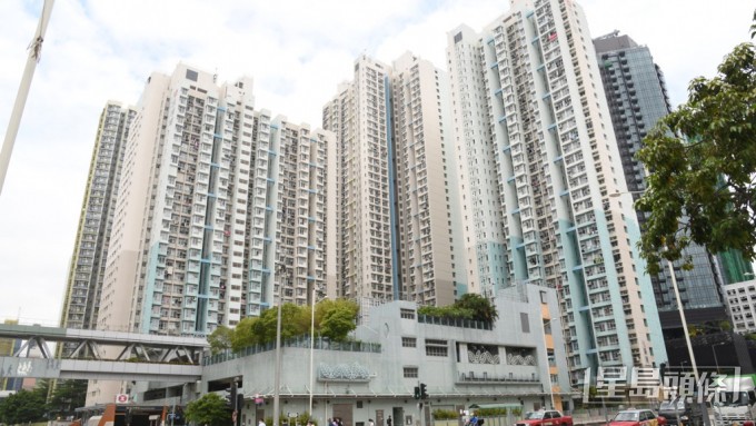 部分公屋住户期望政府重推租者置其屋计划，以低廉价钱置业。资料图片