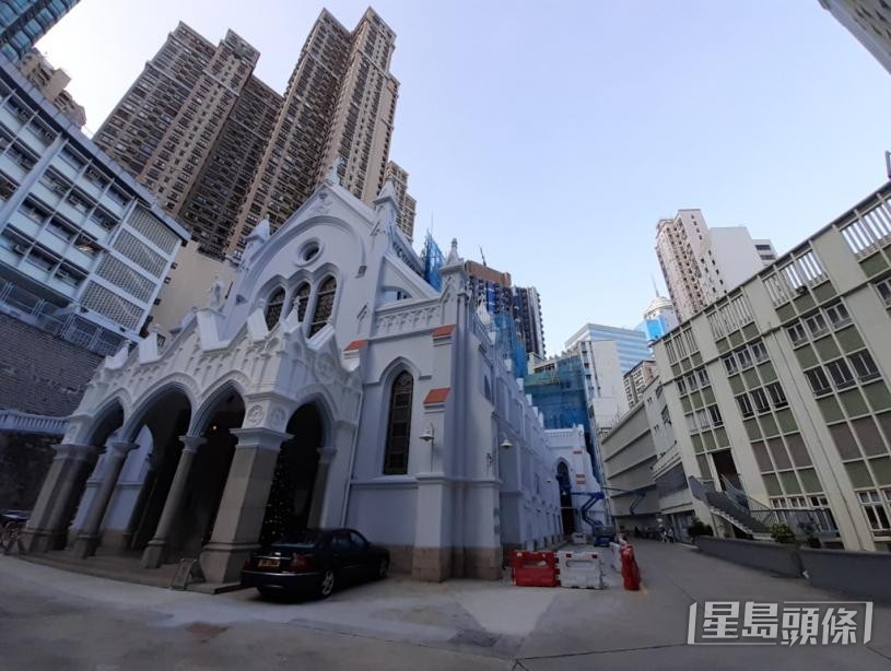 天主教香港教区12月12日举行弥撒，为宏福苑五级火的亡者、生者祈祷。资料图片