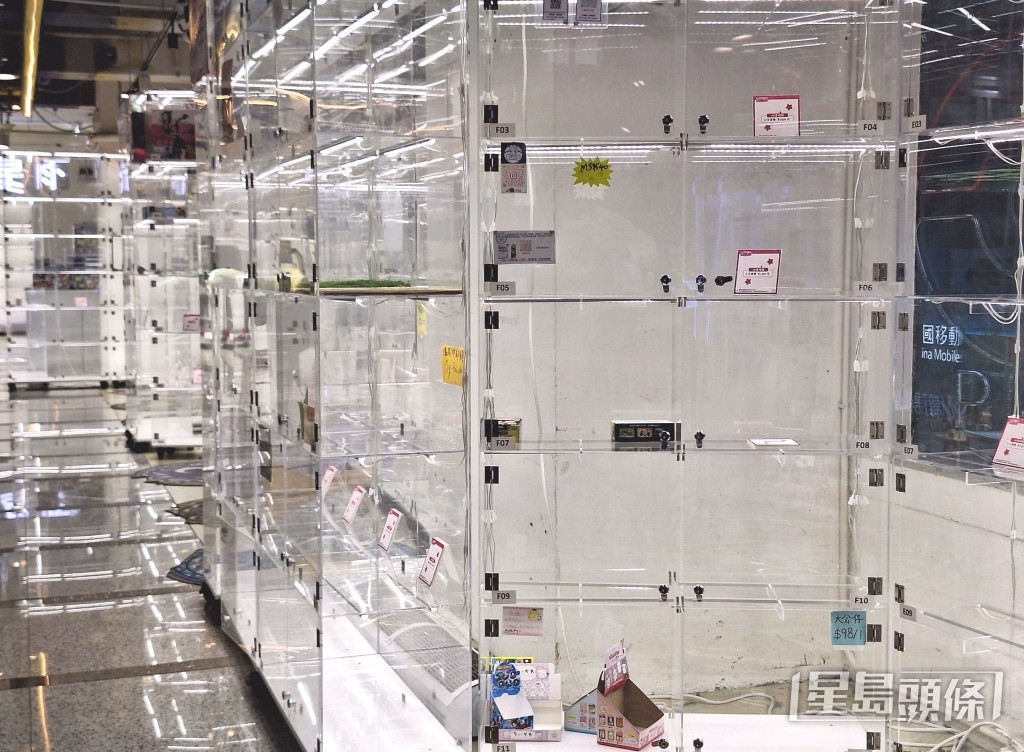 店內有超過500個格仔櫃放租予商家寄賣貨品。