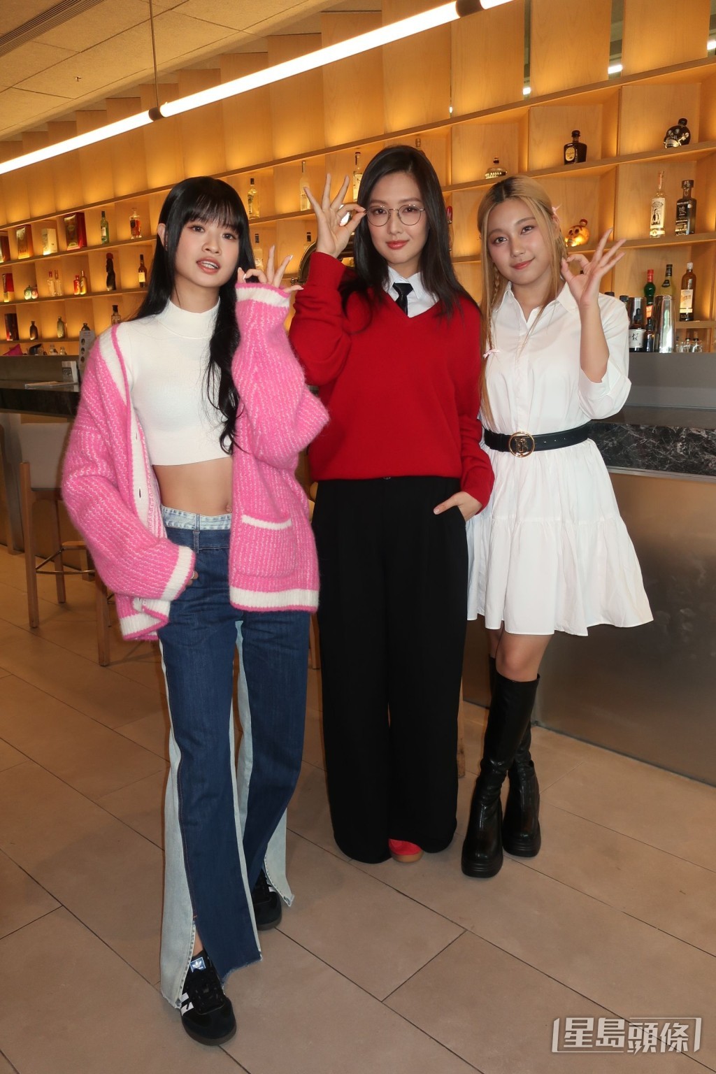 連家穎(左起)、譚旻萱（Mandy）、黃淑蔓（Feanna）經過2年特訓成為寰亞新晉女團Me&。  ​