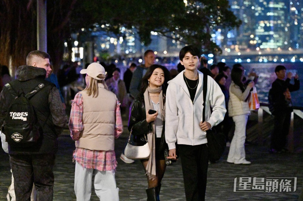 天文台指今日（9日）預料周末期間天氣仍然非常乾燥，早上相當清涼，最低氣溫為14°C。資料圖片