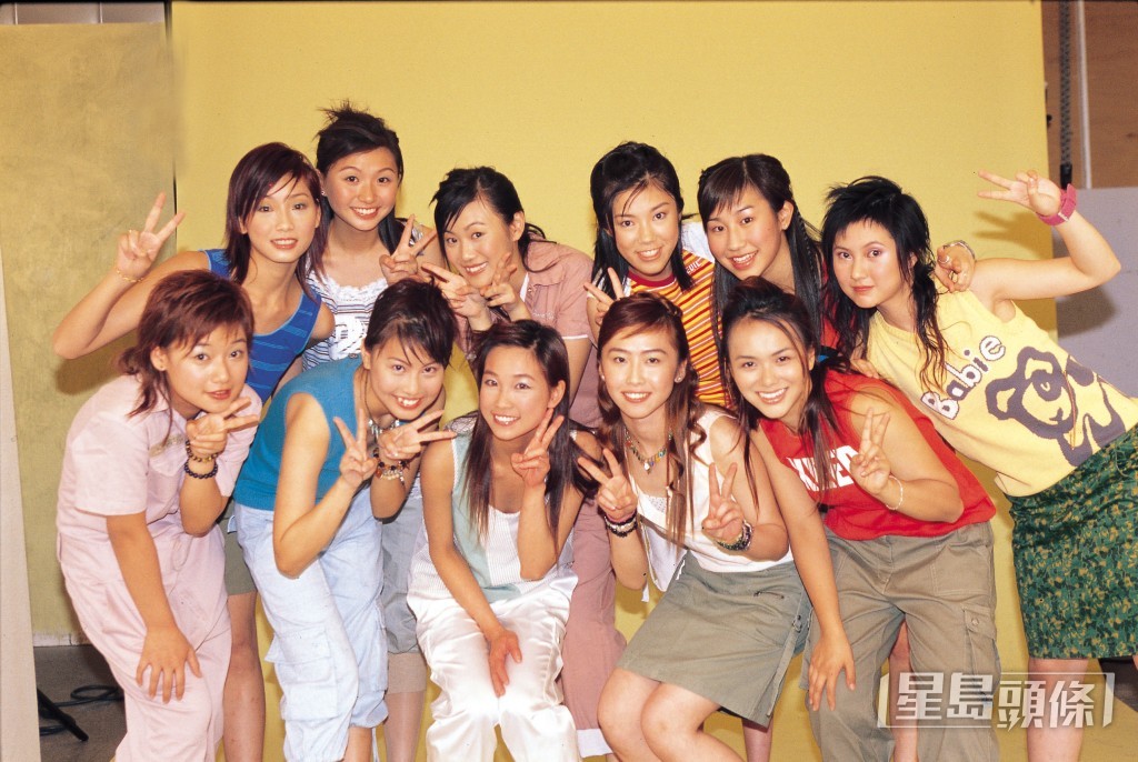 朱智贤（后排左三）曾为变靓解话，声称只是化妆技术问题。