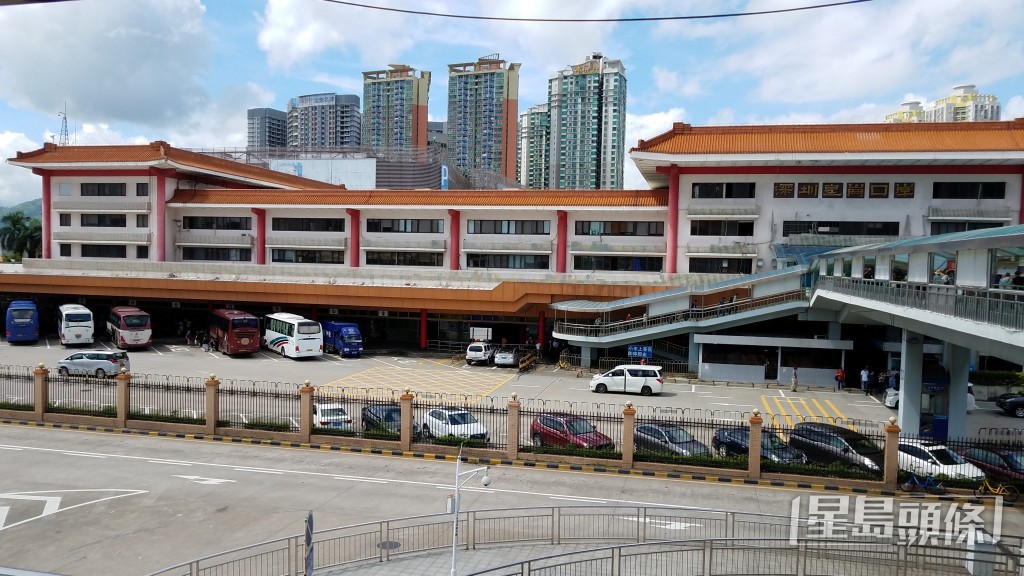 皇崗口岸舊外表。資料圖片 皇崗口岸舊外表。資料圖片