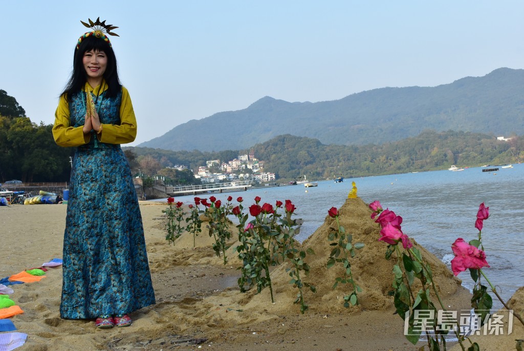 七師傅祈求龍王減災，為港人祈福。