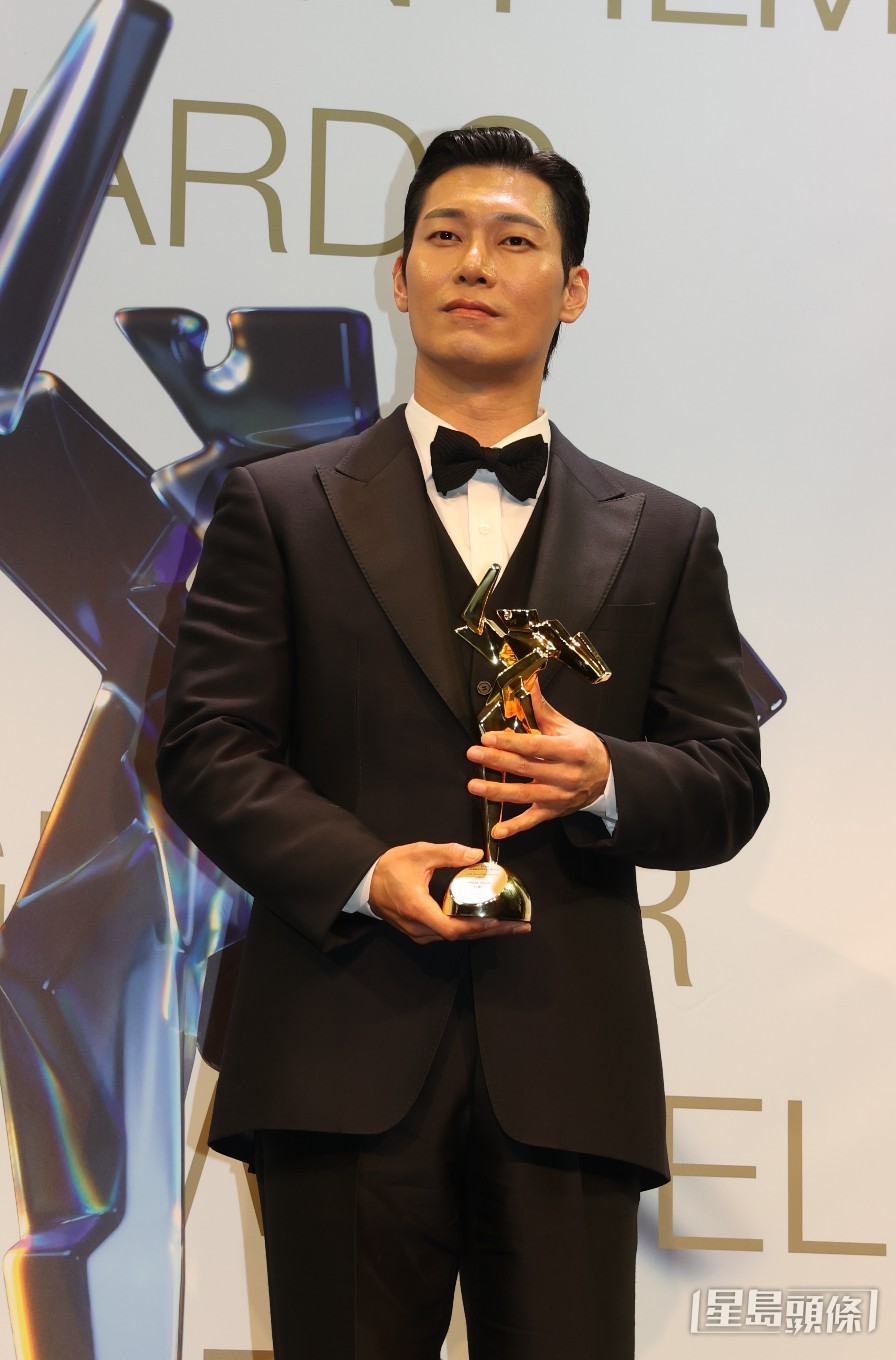 最佳男配角:朴勋《12.12:首尔之春》 最佳男配角:朴勋《12.12:首尔之春》