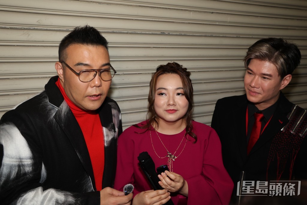 劉洋坦言首次演出慶回歸晚會,心情特別開心。 劉洋坦言首次演出慶回歸晚會,心情特別開心。