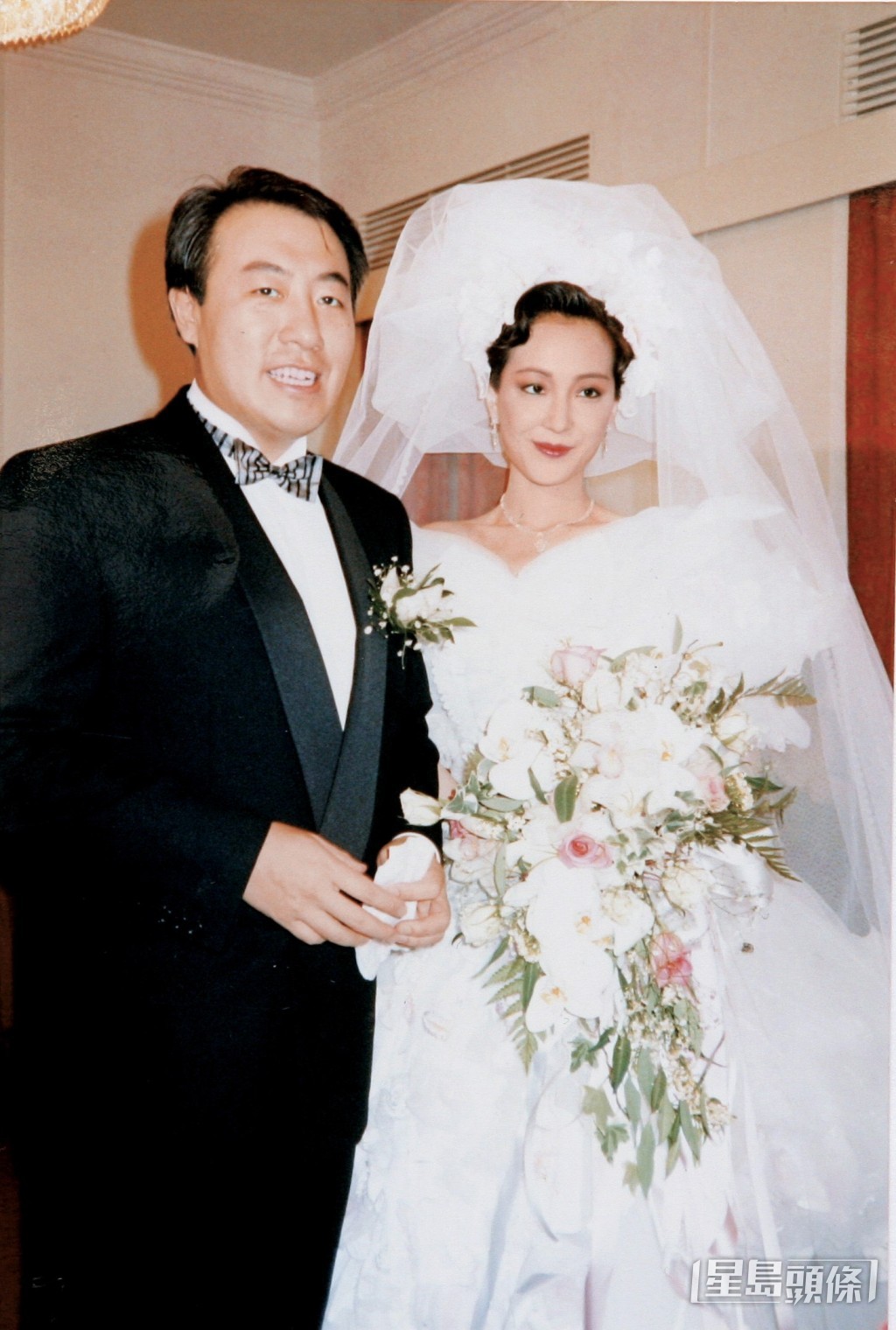 薛芷倫與馬清偉（左）於1989年結婚。